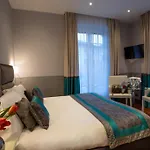 Jolanda Hotel
