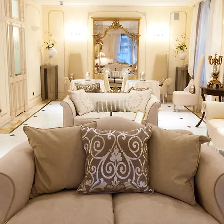 يولاندا فندق 4*